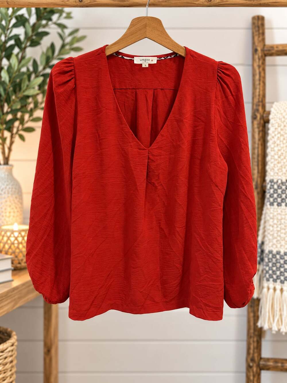 NWOT Umgee Blouse Size XL Red Long Sleeve V-Neck Sz XL